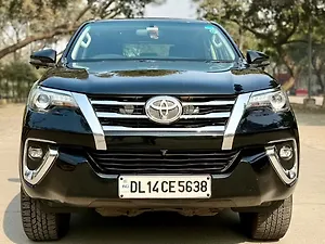 Toyota Fortuner 2.8 4x2 AT [2016-2020]