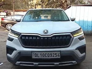Skoda Kushaq Style 1.0L TSI MT