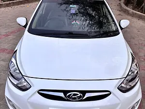 Hyundai Verna Fluidic 1.4 CRDi