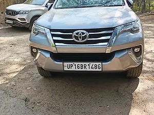 Toyota Fortuner 2.8 4x2 AT [2016-2020]