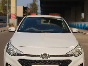 Hyundai Elite i20 Sportz 1.2 IVT [2020-2023]