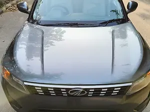 Mahindra XUV300 W6 1.5 Diesel