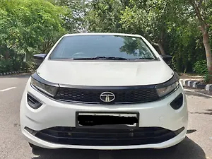 Tata Altroz XE Petrol [2020-2023]