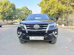 Toyota Fortuner 2.8 4x2 MT [2016-2020]