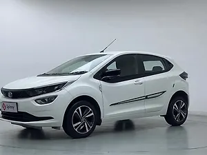 Tata Altroz XZ Petrol