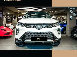 Toyota Fortuner 4X2 2WD Diesel Turbo Automatic Dual Tone