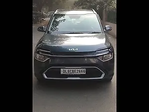 Kia Carens Prestige 1.5 Petrol MT 7 STR