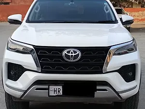 Toyota Fortuner 4x2 2WD Diesel 2.8L Turbo 6 Speed Manual