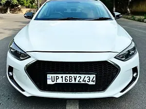 Hyundai Elantra 1.6 SX (O) AT