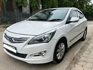 Hyundai Verna 1.6 CRDI SX