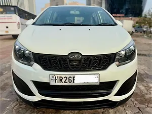 Mahindra Marazzo M4 7 STR