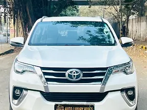 Toyota Fortuner 2.8 4x2 MT [2016-2020]