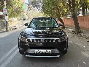 Mahindra XUV300 W8 (O) 1.2 Petrol