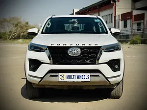 Toyota Fortuner 4x2 2WD Petrol 2.7L Automatic