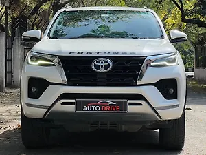 Toyota Fortuner 4x2 2WD Diesel 2.8L Turbo 6 Speed Manual