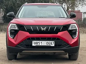 Mahindra XUV300 AX5 Petrol 1.2L Turbo Manual