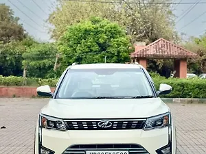 Mahindra XUV300 1.5 W8 (O) AMT [2019-2020]