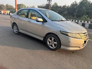 Honda City 1.5 V MT