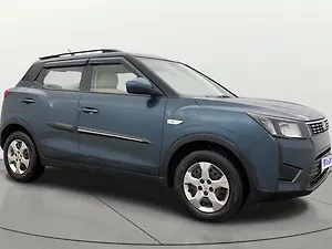 Mahindra XUV300 W6 1.2 Petrol AMT [2021]