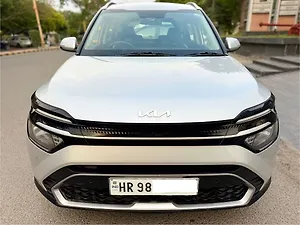 Kia Carens Prestige 1.4 Petrol MT 7 STR