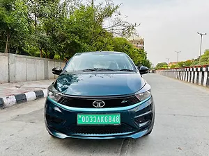 Tata Tiago EV XT Medium Range [2022-2025]