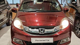 Honda Mobilio Price - Images, Colors & Reviews - CarWale