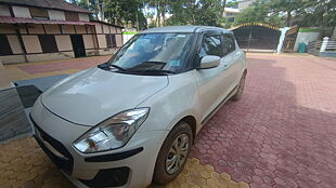 Second hand Maruti Suzuki Swift VXi [2021-2023]