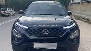 Second hand Tata Safari XZA Plus Dark Edition