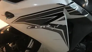 Honda CBR150 R Standard