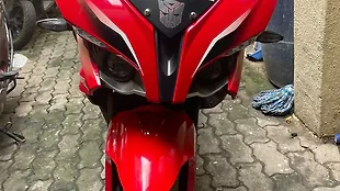 Bajaj Pulsar RS 200 ABS - BS IV