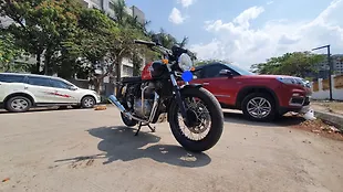 Royal Enfield Interceptor 650 Standard - BS IV