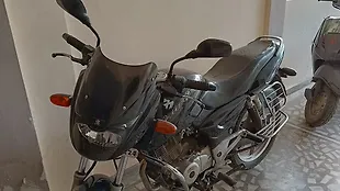 Bajaj Pulsar 150 Standard