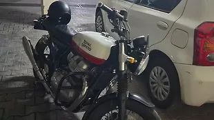 Royal Enfield Interceptor 650 Standard - BS IV