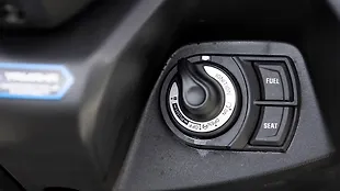 Yamaha Aerox 155 Seat Lock Release