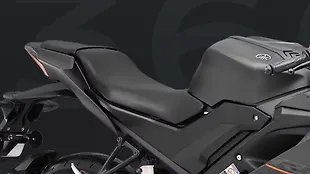 Yamaha R15S Seat