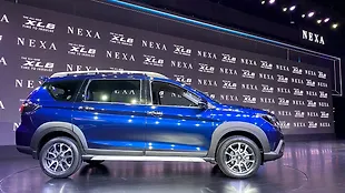 Maruti Suzuki XL6 Right Side View