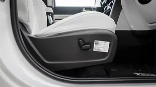 Mahindra Thar Roxx Seat Adjustment Electric for Driver