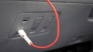 MG Comet EV USB Port/AUX/Power Socket/Wireless Charging