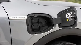 BYD Atto 3 Open Fuel Lid