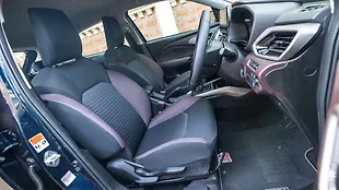 Maruti Suzuki Fronx Front Row Seats