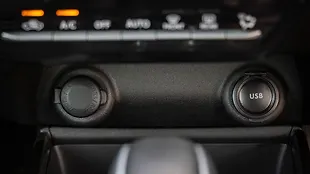 Toyota Urban Cruiser Taisor USB Port/AUX/Power Socket/Wireless Charging