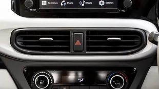Hyundai Grand i10 Nios Front Centre Air Vents