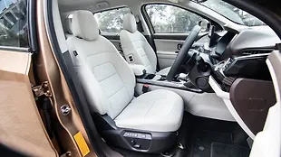 Tata Safari Front Row Seats