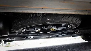 Kia Carnival Under Boot/Spare Wheel Kia Carnival Under Boot/Spare Wheel