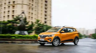 Renault Triber Left Front Three Quarter