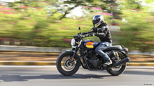 Royal Enfield Interceptor 650 Price - Mileage, Images, Colours | BikeWale