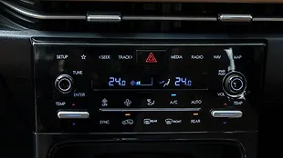 Hyundai Alcazar AC Controls