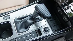 Hyundai Alcazar Gear Shifter/Gear Shifter Stalk Hyundai Alcazar Gear Shifter/Gear Shifter Stalk