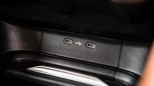 Skoda Kodiaq USB Port/AUX/Power Socket/Wireless Charging