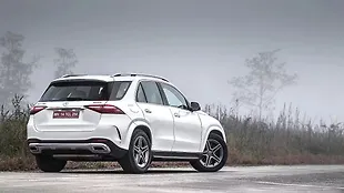 Mercedes-Benz GLE Right Rear Three Quarter